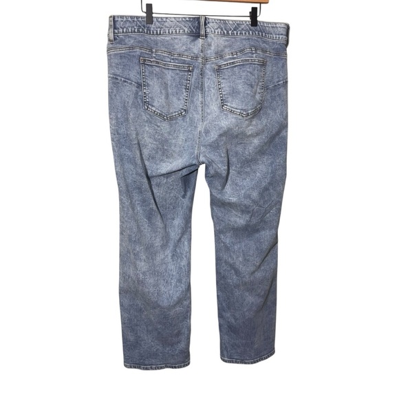 Torrid Bombshell Straight High-Rise Jeans Blue Acid Wash Size 20 - Picture 3 of 15